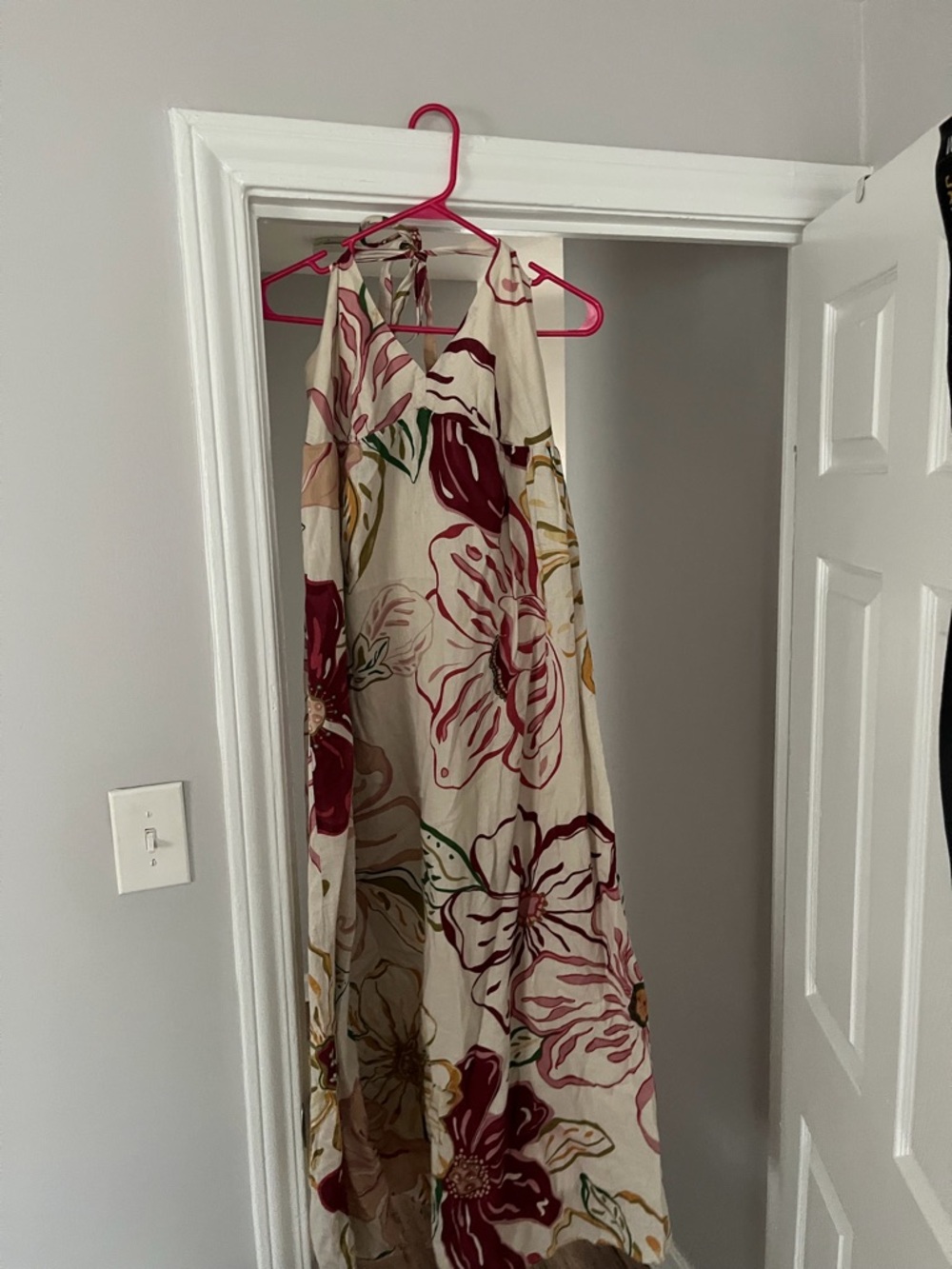 Old Navy Floral Halter Maxi Dress in Cream, Burgundy, Pink